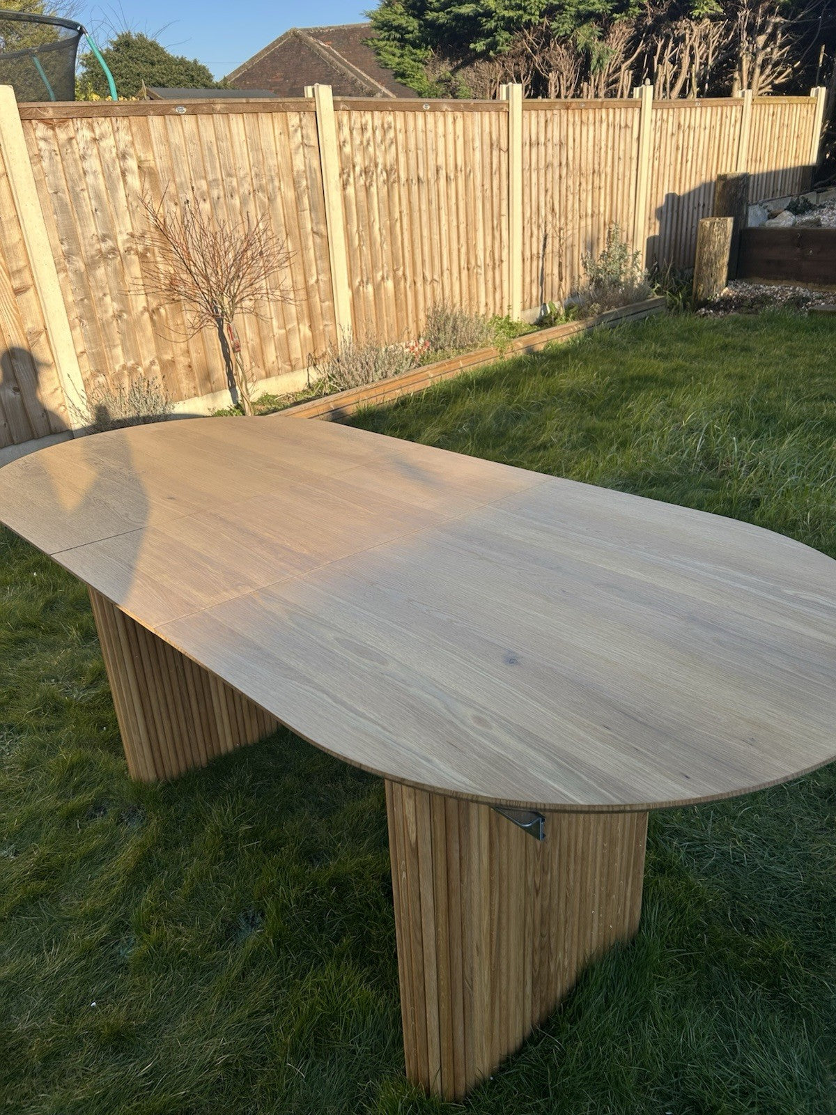 Daals Maru Oval 6-8 Seater Extending Oak Pedestal Dining Table, Oak