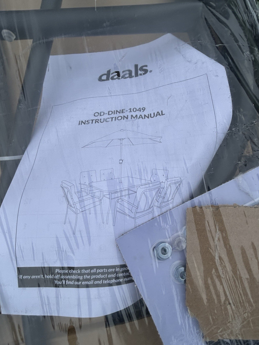 Daals Champneys 6 Seater Outdoor Dining Table With Parasol, Grey