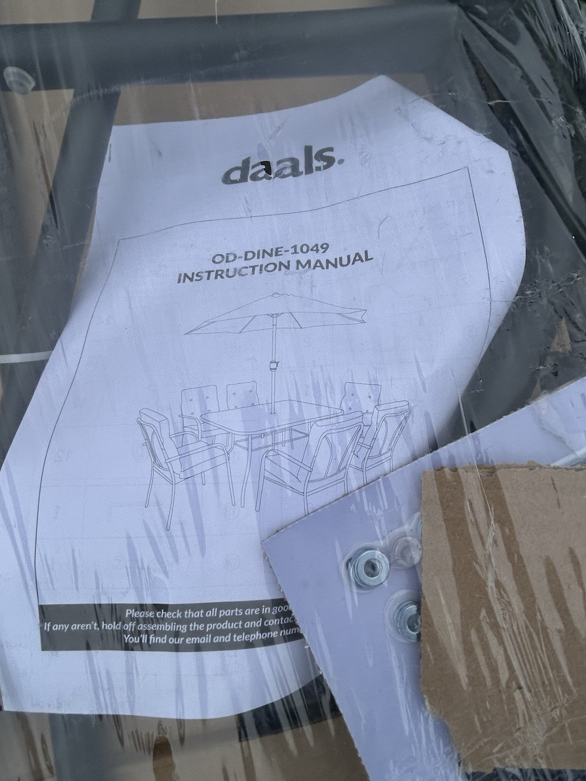 Daals Champneys 6 Seater Outdoor Dining Table With Parasol, Grey